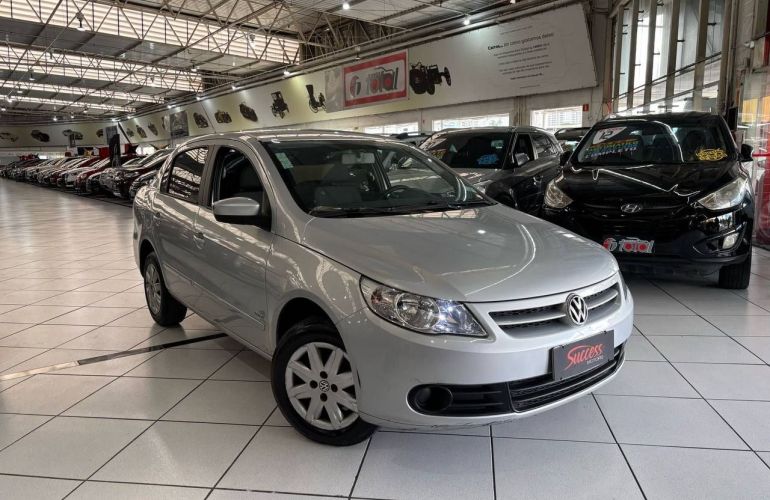 Volkswagen Voyage 1.0 Mi 8v - Foto #5