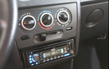 Chevrolet Prisma 1.4 MPFi Maxx 8v - Foto #8