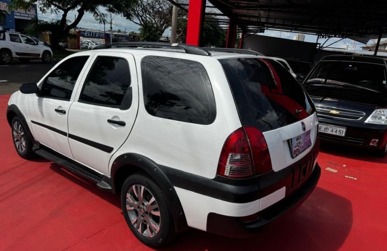 Fiat Palio 1.8 MPi Adventure Weekend 8v - Foto #6
