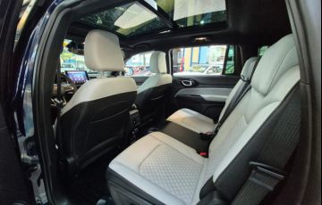 Jeep Commander 1.3 T270 Turbo Overland - Foto #5