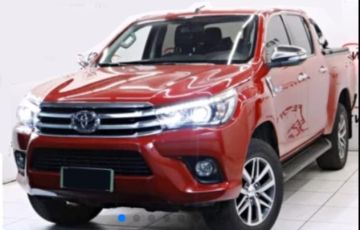 Toyota Hilux 2.8 TDI SRX CD 4x4 (Aut) - Foto #3