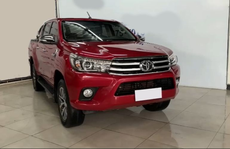Toyota Hilux 2.8 TDI SRX CD 4x4 (Aut) - Foto #1