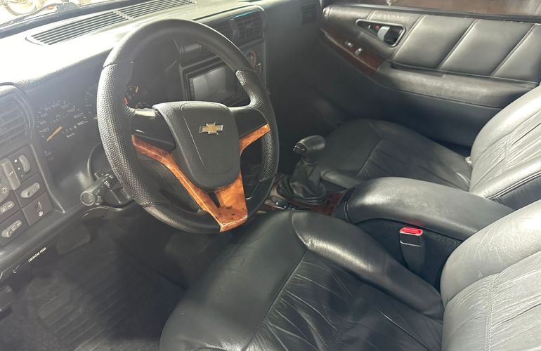 Chevrolet Blazer 4.3 Sfi Dlx Executive 4x2 V6 12v Gasolina 4p Automático - Foto #10