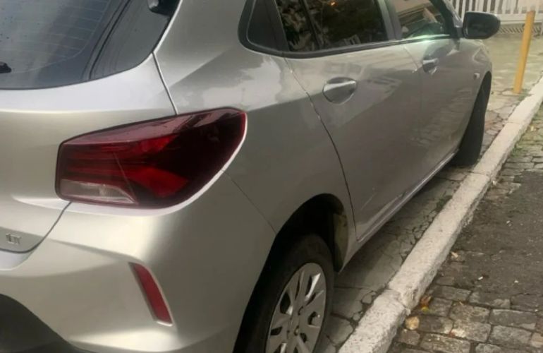 Chevrolet Onix 1.0 LT (Flex) - Foto #4