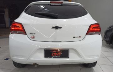 Chevrolet Onix 1.0 Joy Plus Black 8v - Foto #5