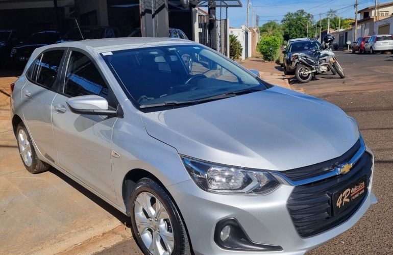 Chevrolet Onix 1.0 Turbo LTZ - Foto #3