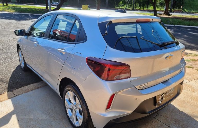 Chevrolet Onix 1.0 Turbo LTZ - Foto #7