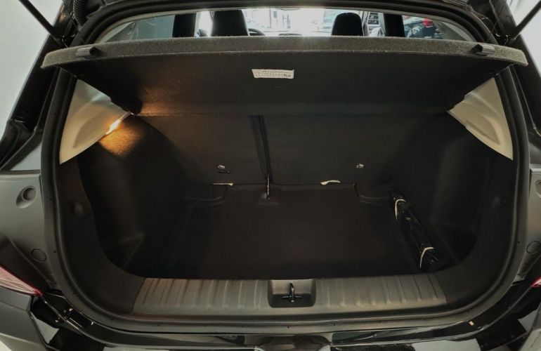 Chevrolet Onix 1.0 Turbo LTZ - Foto #9