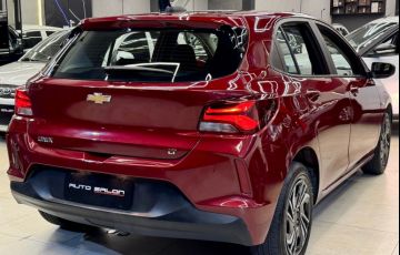 Chevrolet Onix 1.0 LT - Foto #4