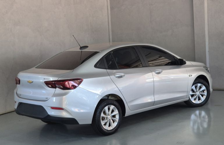 Chevrolet Onix Plus 1.0 LT - Foto #4