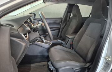 Chevrolet Onix Plus 1.0 LT - Foto #7