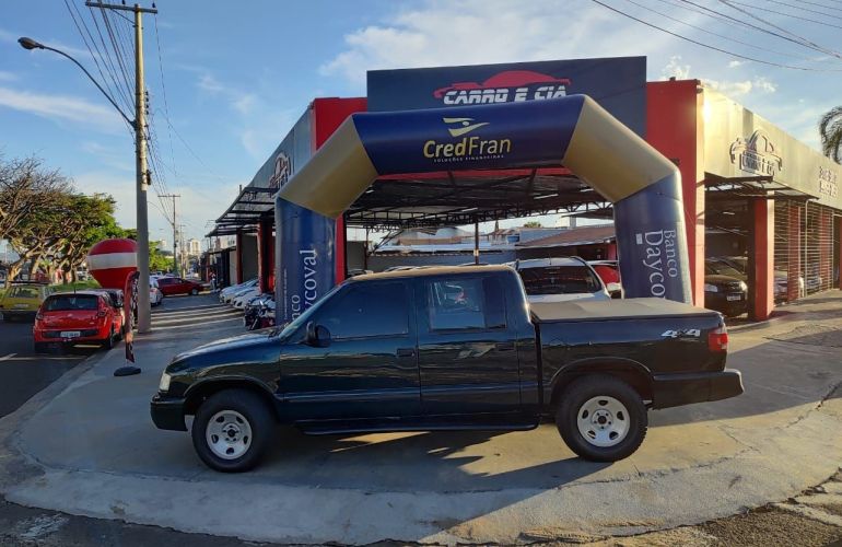 Chevrolet S10 2.5 Std 4x4 CD 8V Turbo - Foto #1
