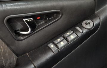 Chevrolet S10 DLX 4X2 2.8 Turbo (Cab Dupla) - Foto #10