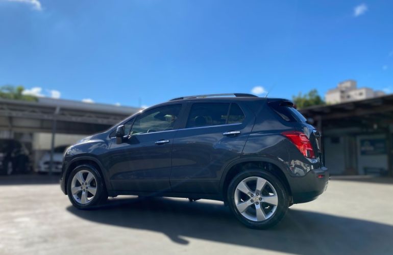 Chevrolet Tracker LTZ 1.8 16v Ecotec (Flex) (Aut) - Foto #2