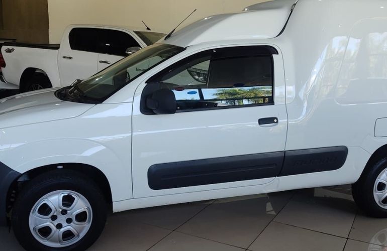 Fiat Fiorino 1.4 MPi Furgão 8v - Foto #2