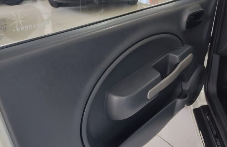 Fiat Fiorino 1.4 MPi Furgão 8v - Foto #9