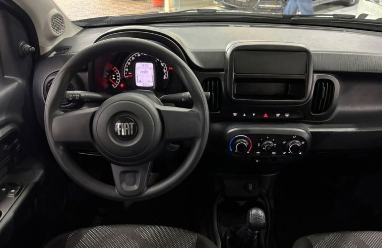Fiat Mobi 1.0 8V Evo Like - Foto #9