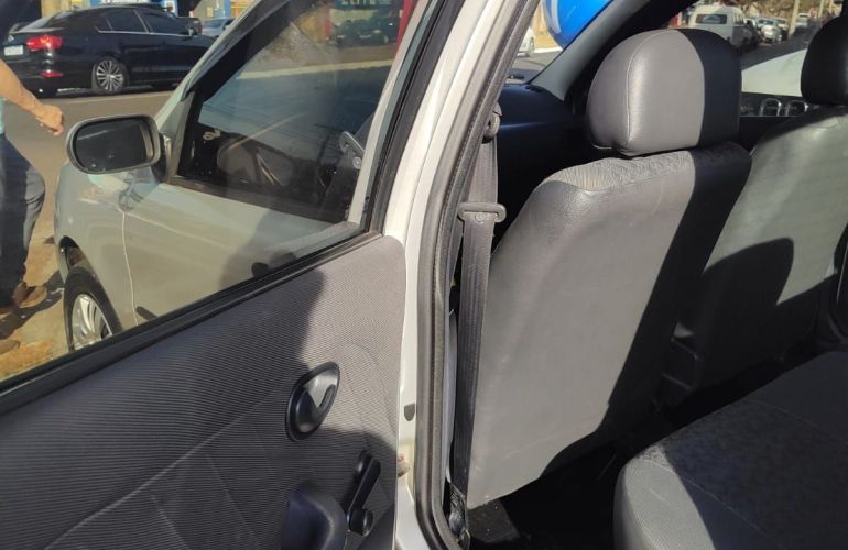 Fiat Siena 1.0 MPi Fire 8v - Foto #9