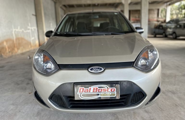 Ford Fiesta Sedan 1.0 - Foto #2
