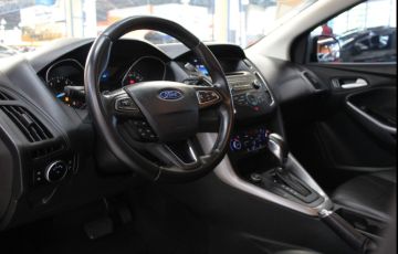 Ford Focus 2.0 SE Sedan 16v - Foto #3