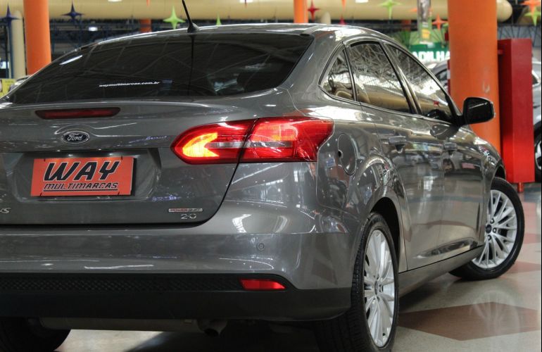 Ford Focus 2.0 SE Sedan 16v - Foto #7
