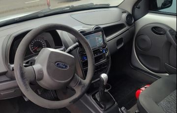 Ford Ka 1.0 MPi 8v - Foto #7