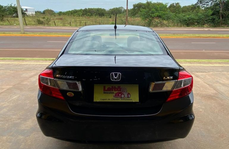 Honda New Civic LXS 1.8 (Flex) - Foto #9