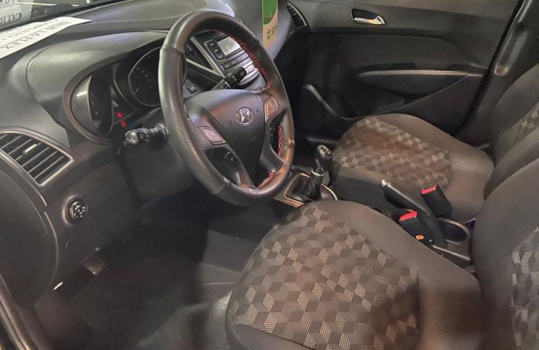 Hyundai HB20 1.6 Comfort Plus - Foto #9
