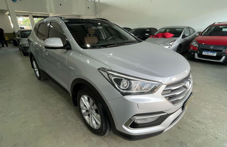 Hyundai Santa Fé 3.3 MPFi 4x4 7 Lugares V6 270cv Gasolina 4p Automático - Foto #2