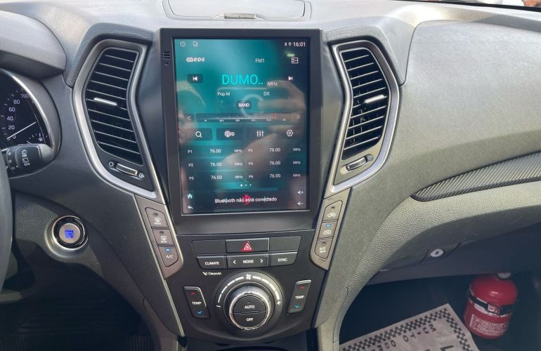 Hyundai Santa Fé 3.3 MPFi 4x4 7 Lugares V6 270cv Gasolina 4p Automático - Foto #9