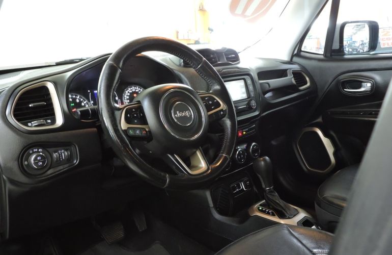 Jeep Renegade 1.8 16V Longitude - Foto #3