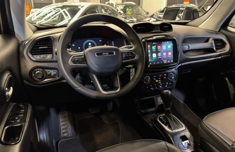 Jeep Renegade 1.3 T270 Turbo Longitude - Foto #7