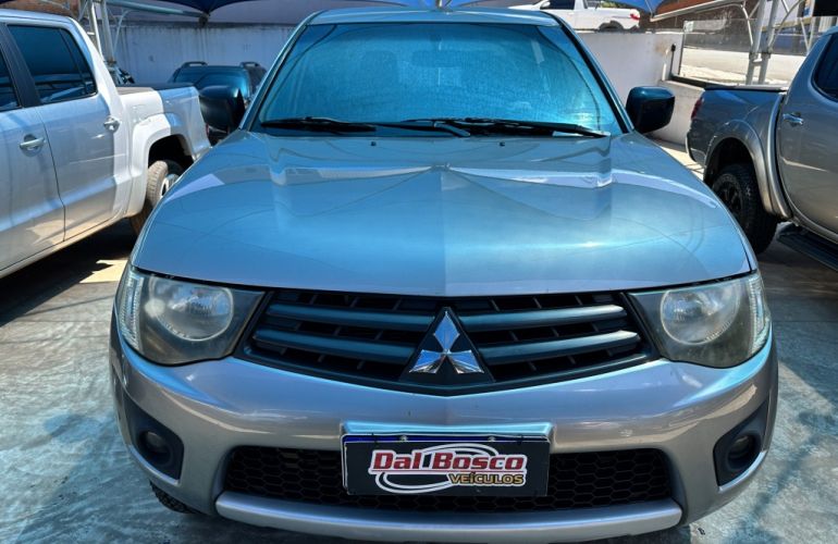 Mitsubishi L200 Triton 3.2 Di-D 4x4 GLX - Foto #2