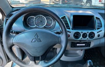Mitsubishi L200 Triton 3.2 Di-D 4x4 GLX - Foto #6