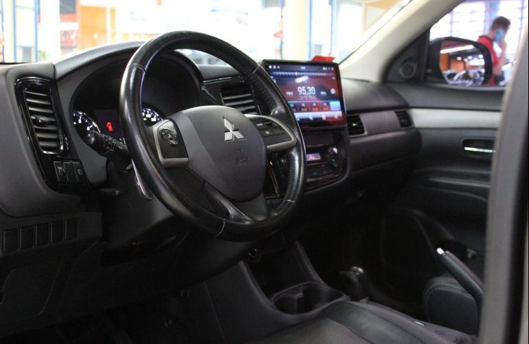 Mitsubishi Outlander 2.0 16v - Foto #3