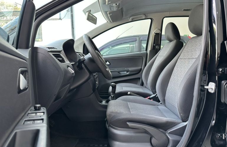 Volkswagen Fox 1.6 Mi Highline 8v - Foto #8