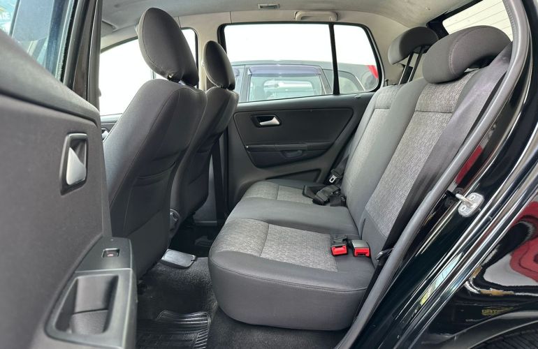 Volkswagen Fox 1.6 Mi Highline 8v - Foto #9