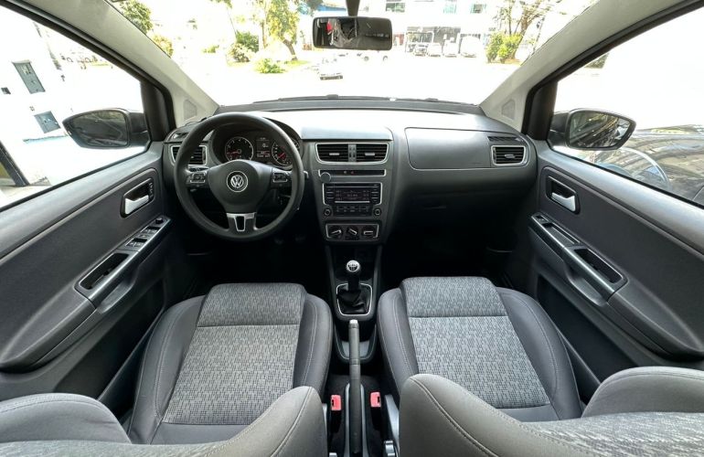 Volkswagen Fox 1.6 Mi Highline 8v - Foto #10