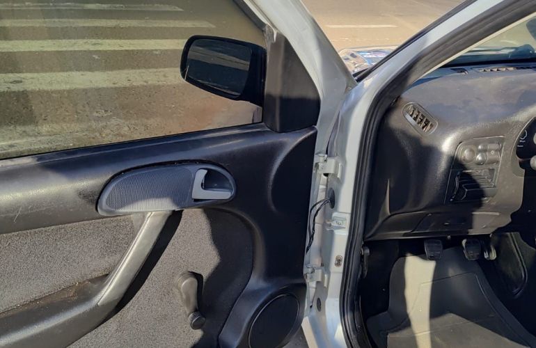 Volkswagen Gol 1.0 Mi 8V G.iii - Foto #6