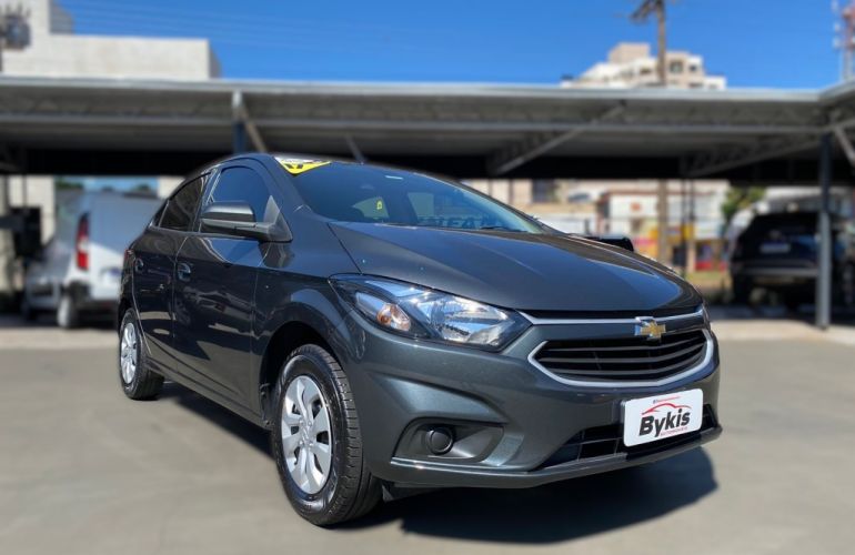 Chevrolet Onix 1.0 LT (Flex) - Foto #1