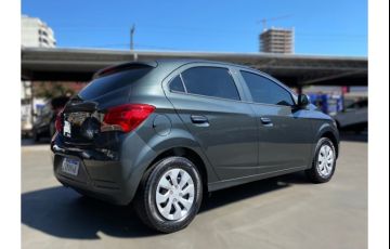 Chevrolet Onix 1.0 LT (Flex) - Foto #4