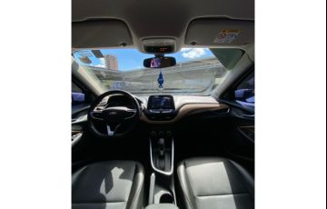 Chevrolet Onix Plus 1.0 Turbo Premier (Aut) - Foto #9
