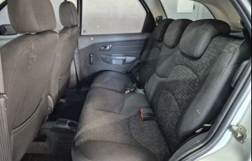 Fiat Palio Weekend Attractive 1.4 8V (Flex) - Foto #8