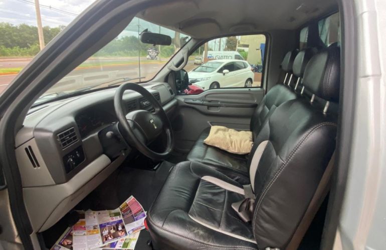Ford F250 XL 4.2 Turbo (Cab Simples) - Foto #8