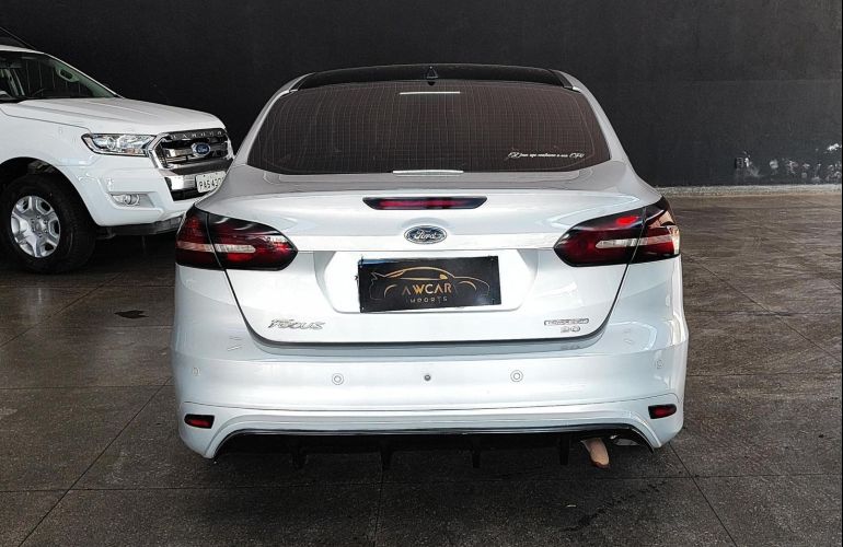 Ford Focus 2.0 SE Plus 16V Flex 4p Powershift - Foto #6