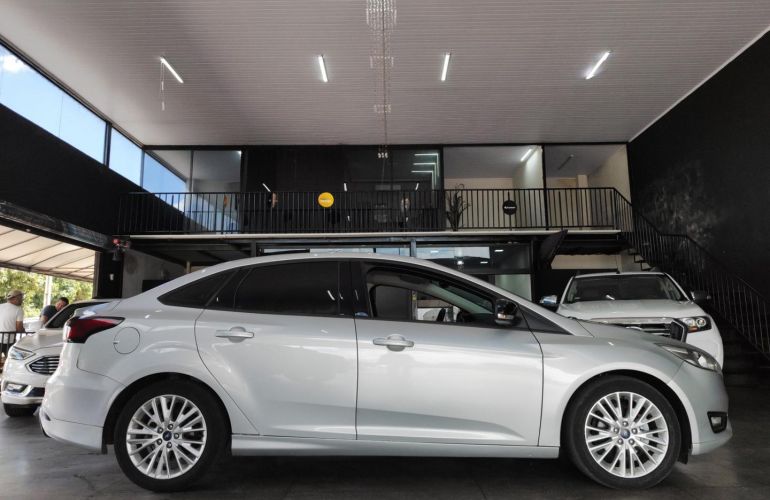 Ford Focus 2.0 SE Plus 16V Flex 4p Powershift - Foto #7