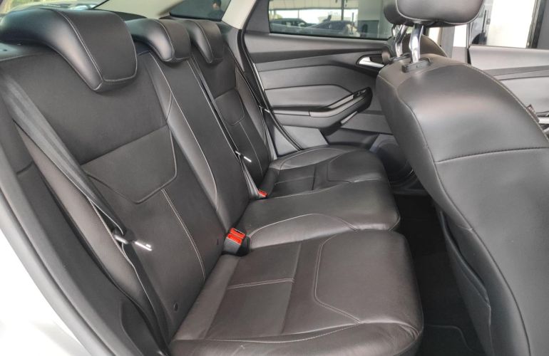 Ford Focus 2.0 SE Plus 16V Flex 4p Powershift - Foto #10