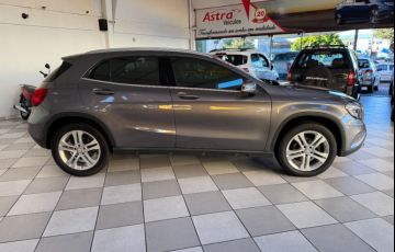 Mercedes-Benz GLA 200 Advance - Foto #2