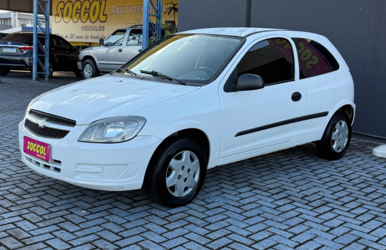 Chevrolet Celta 1.0 - Foto #3