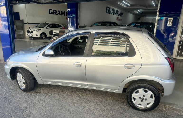 Chevrolet Celta LT 1.0 (Flex) - Foto #6